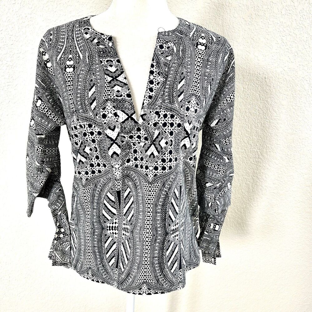 Live 4 Truth Women's Size Medium Black White Sheer Lightweight Blouse Top Shirt
